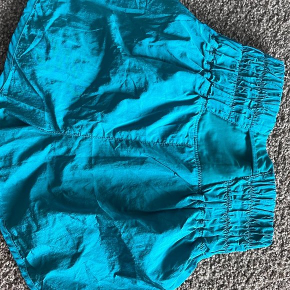 Free people on the way home blue shorts size medium - Picture 3 of 3